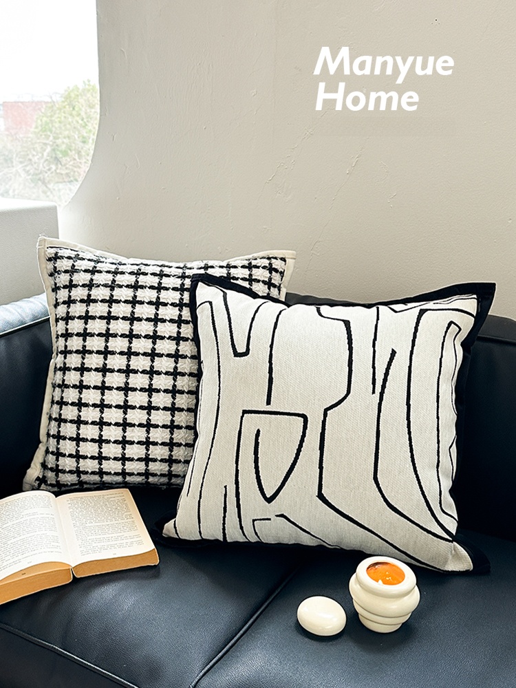 Home Fragrance In French - Small Fragrance Style Black White Plaid