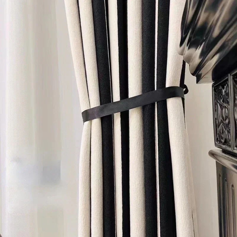 Vertical Striped Black and Whi - Home Fragrance In French review and price